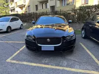 Usata Jaguar XE 180 CV (132 kW) 2017 Nero Berlina