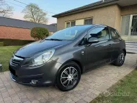 Usata Opel Corsa 75 CV (55 kW) 2010 Nero Utilitaria