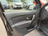 Usata Dacia Sandero Stepway 90 CV (66 kW) 2017 Nero Berlina