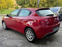 Usata Alfa Romeo Giulietta Business 120 CV (88 kW) 2020 Rosso Utilitaria