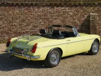 Usata MG B 63 CV (46 kW) 1977 Giallo Cabrio