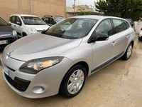 Usata Renault Mégane GrandTour 110 CV (80 kW) 2011 Argento Station wagon