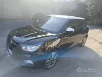 Usata SsangYong Tivoli 116 CV (85 kW) 2017 Blu SUV
