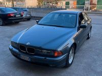Usata BMW 520 150 CV (110 kW) 2000 Grigio Berlina