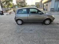 Usata Lancia Ypsilon 60 CV (44 kW) 2005 Grigio Utilitaria