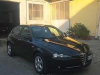 Usata Alfa Romeo 147 120 CV (88 kW) 2006 Nero Utilitaria