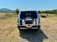 Usata Mitsubishi Pajero Instyle 170 CV (125 kW) 2007 Grigio SUV