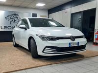 Usata VW Golf VIII Life 149 CV (109 kW) 2021 Bianco Berlina