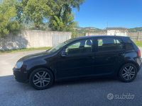 Begagnad VW Golf V 115 HK (84 kW) 2007 Svart Halvkombi