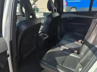 Usado Volvo XC90 Momentum 235 HP (172 kW) 2020 Branco SUV
