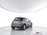 Usata Mini ONE 102 CV (75 kW) 2013 Oro Utilitaria