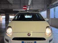 Usata Fiat Punto 78 CV (57 kW) 2017 Bianco Utilitaria