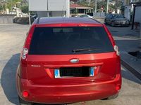 Usata Ford Fiesta 75 CV (55 kW) 2007 Rosso Berlina