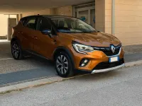 Usata Renault Captur Initiale Paris 92 CV (67 kW) 2020 Marrone SUV