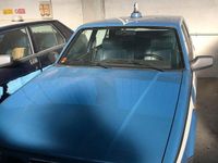 Usata Alfa Romeo 75 120 CV (88 kW) 1987 Blu Berlina