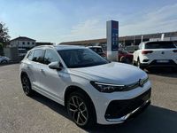 Usata VW Tiguan R-line 150 CV (110 kW) 2024 Grigio urano SUV