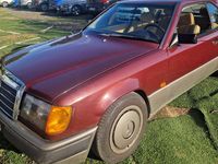 Usata Mercedes E230 136 CV (100 kW) 1991 Rosso Coupé
