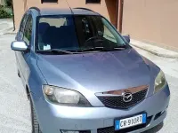 Usata Mazda 2 68 CV (50 kW) 2004 Blu Utilitaria