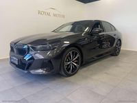 Usata BMW 520 M Sport 197 CV (144 kW) 2024 Grigio Berlina