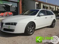 Usata Alfa Romeo 159 Distinctive 200 CV (147 kW) 2009 Bianco Station wagon