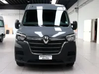 Usata Renault Master 135 CV (99 kW) 2022 Grigio Monovolume