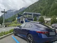 Usata Alfa Romeo Giulia 180 CV (132 kW) 2017 Bluazzurro Berlina