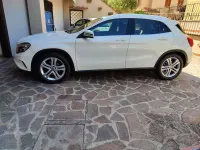 Usata Mercedes GLA180 109 CV (80 kW) 2016 Bianco SUV
