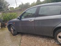 Occasion Alfa Romeo 147 2001 Gris Citadine