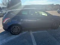 Usata Lancia Delta 120 CV (88 kW) 2010 Blu/azzurro Utilitaria