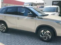 Nuova Suzuki Vitara 110 CV (80 kW) 2026 Beige SUV
