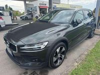 Usata Volvo V60 CC Business Edition 197 CV (144 kW) 2022 Grigio Station wagon