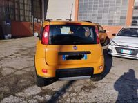 Usata Fiat Panda 4x4 S 84 CV (61 kW) 2017 Arancione Utilitaria
