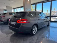 Usata Peugeot 308 SW Style 131 CV (96 kW) 2019 Grigio scuro Station wagon