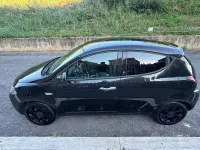 Usata Lancia Ypsilon 69 CV (50 kW) 2016 Nero Utilitaria