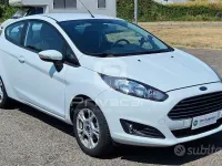 Usata Ford Fiesta Business Edition 60 CV (44 kW) 2014 Bianco Utilitaria