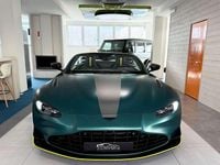 Usata Aston Martin V8 Vantage 534 CV (392 kW) 2023 Racing green satinato Cabrio