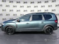 Usata Dacia Jogger Extreme 110 CV (80 kW) 2023 Verde Monovolume