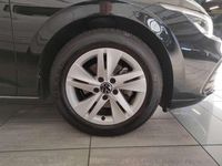 Usata VW Golf VIII Life 116 CV (85 kW) 2021 Nero Berlina