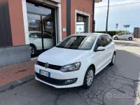 Usata VW Polo Comfortline 90 CV (66 kW) 2013 Bianco Utilitaria