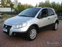 Usata Fiat Sedici Dynamic 120 CV (88 kW) 2007 Grigio SUV