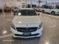 Usata Mercedes A180 109 CV (80 kW) 2016 Bianco Utilitaria