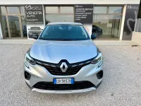 Usata Renault Captur Life 101 CV (74 kW) 2020 Grigio SUV