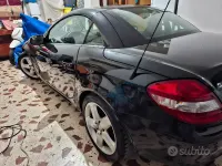 Usata Mercedes SLK200 163 CV (119 kW) 2006 Nero Cabrio