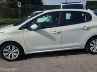 Usata Peugeot 208 68 CV (50 kW) 2013 Bianco Utilitaria