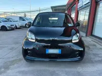 Usata Smart ForTwo Electric Drive Passion 41 kW (56 CV) 2022 Nero Berlina