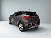 Usata Renault Captur Intens 145 CV (106 kW) 2022 Gray SUV