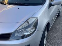 Usata Renault Clio II Dynamique 86 CV (63 kW) 2005 Berlina