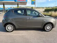 Usata Lancia Ypsilon 69 CV (50 kW) 2018 Grigio Utilitaria