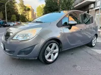Usata Opel Meriva 101 CV (74 kW) 2011 Grigio Monovolume