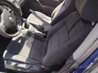 Usata VW Golf V 105 CV (77 kW) 2007 Bluazzurro Berlina